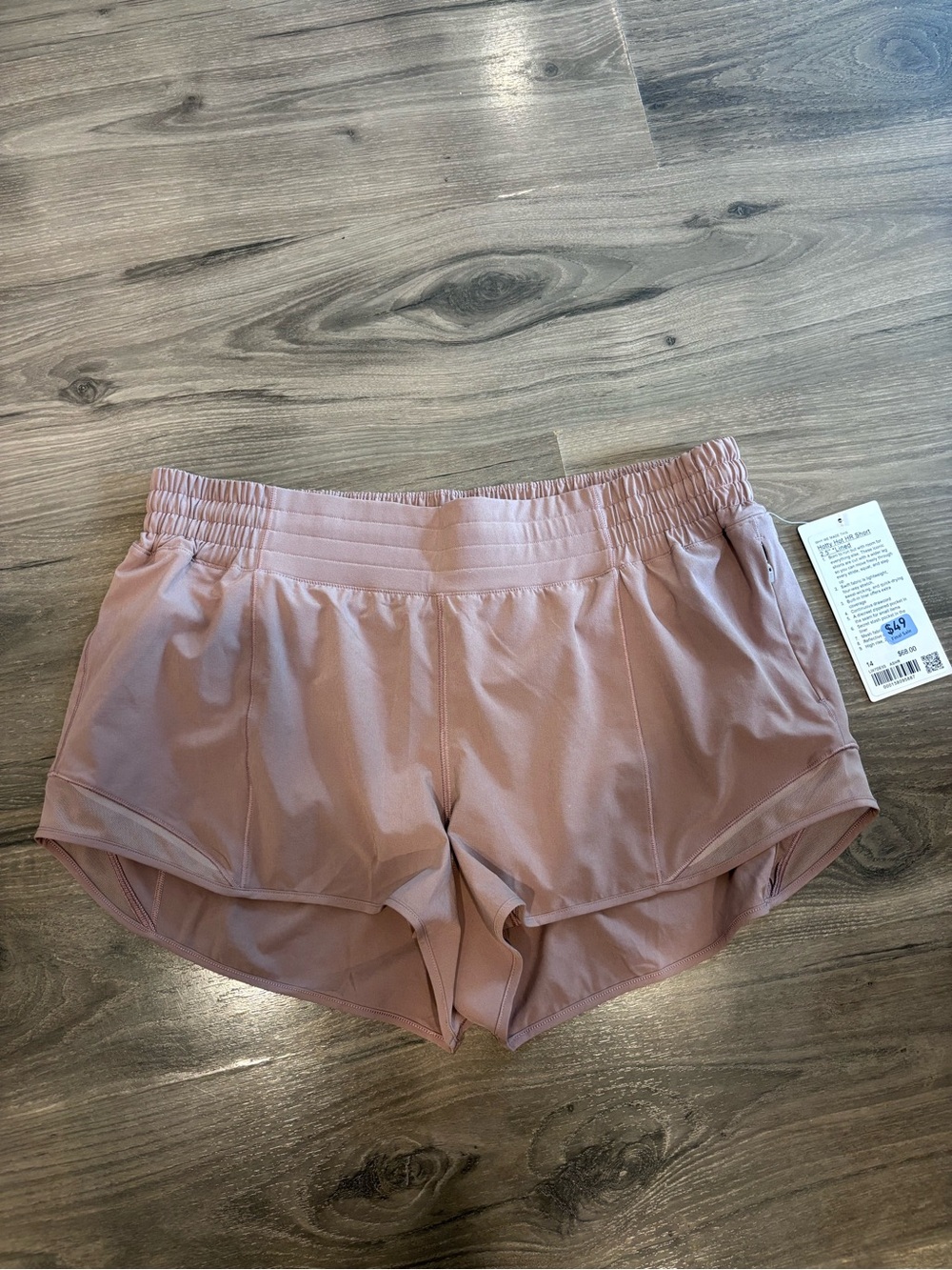 lululemon athletica Women's Athletic Shorts - Mauve Pink